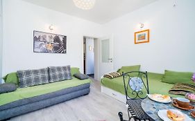 Apartment Luka